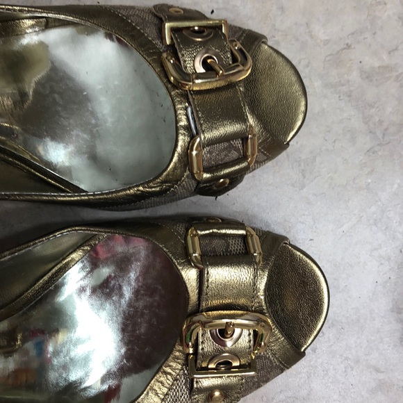 Women’s shoes - Picture 3 of 6